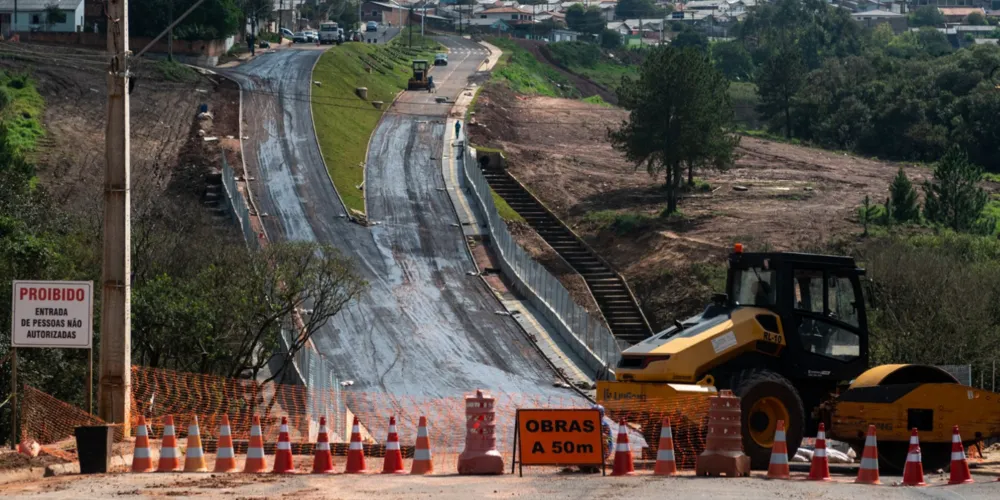 Ligação da Avenida Anita Garibaldi recebe asfalto e se aproxima da liberação em Ponta Grossa
