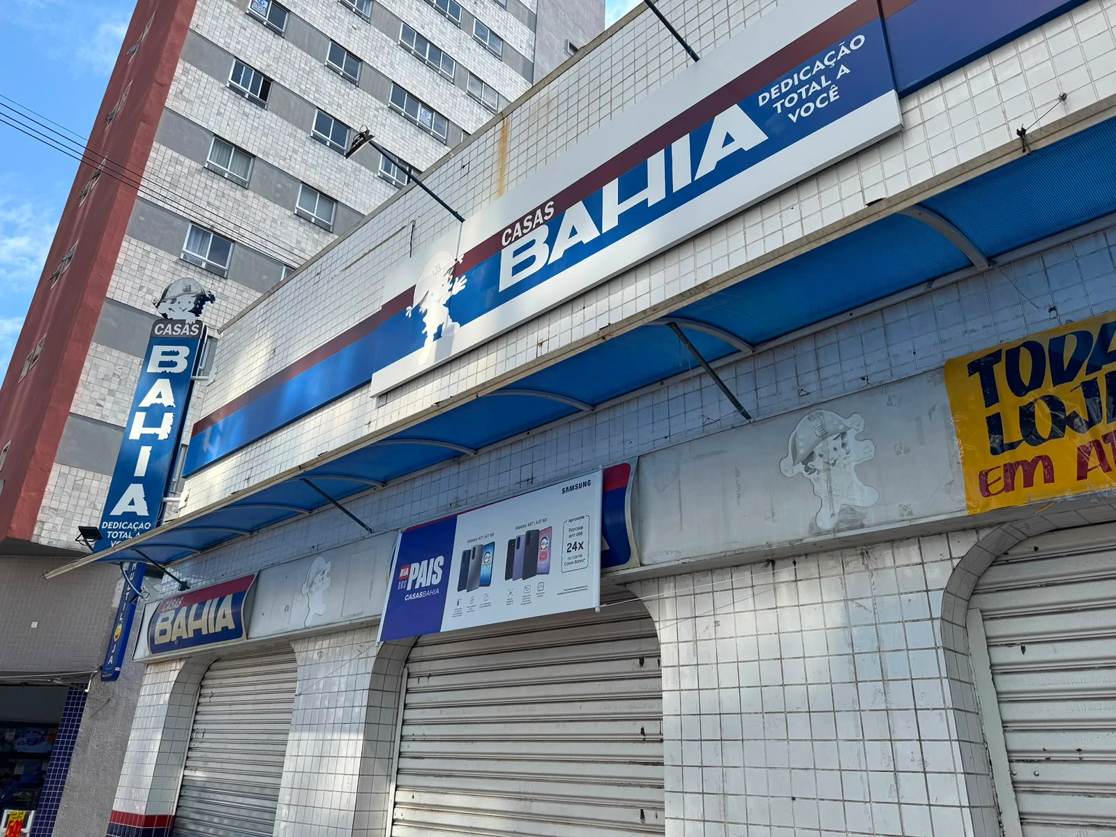 Fechamento da Casas Bahia em Ponta Grossa: consumidores ainda precisam pagar o carnê?