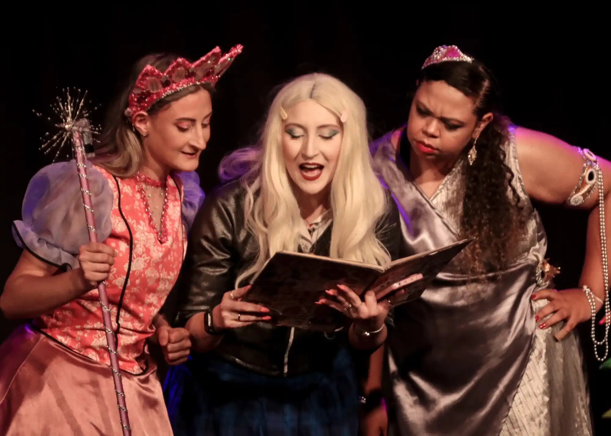 Cia LevAR-TE abre inscrições para novas turmas de teatro e canto em Ponta Grossa