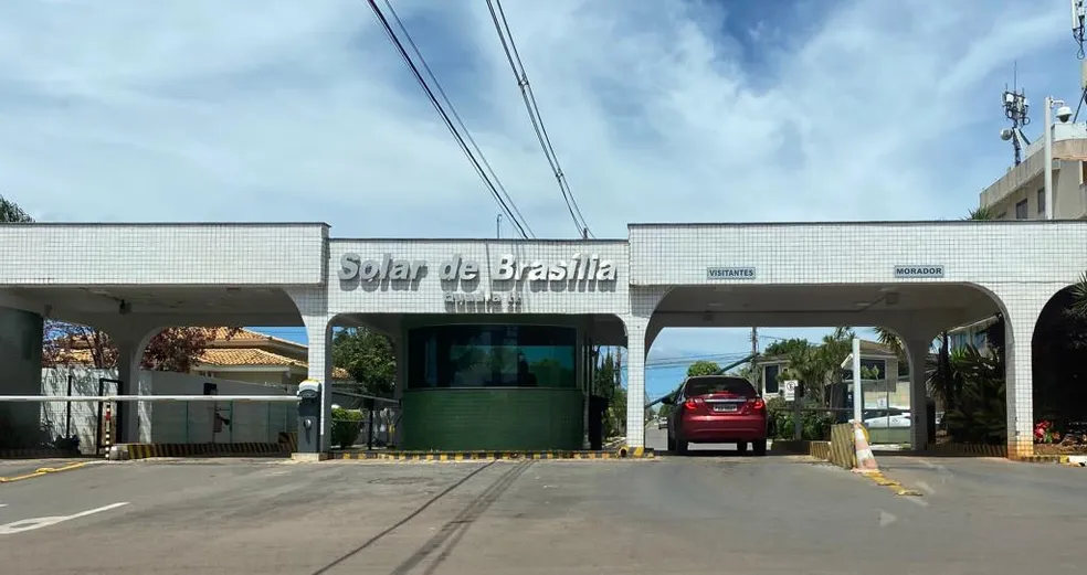 Bolsonaro pede ao STF autorização para receber os filhos no Dia dos Pais