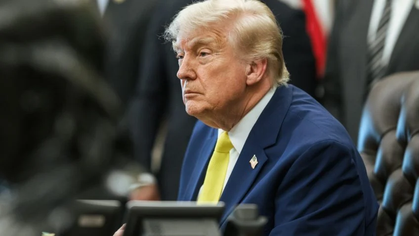 Trump autoriza programa de operações cibernéticas contra organizações criminosas internacionais