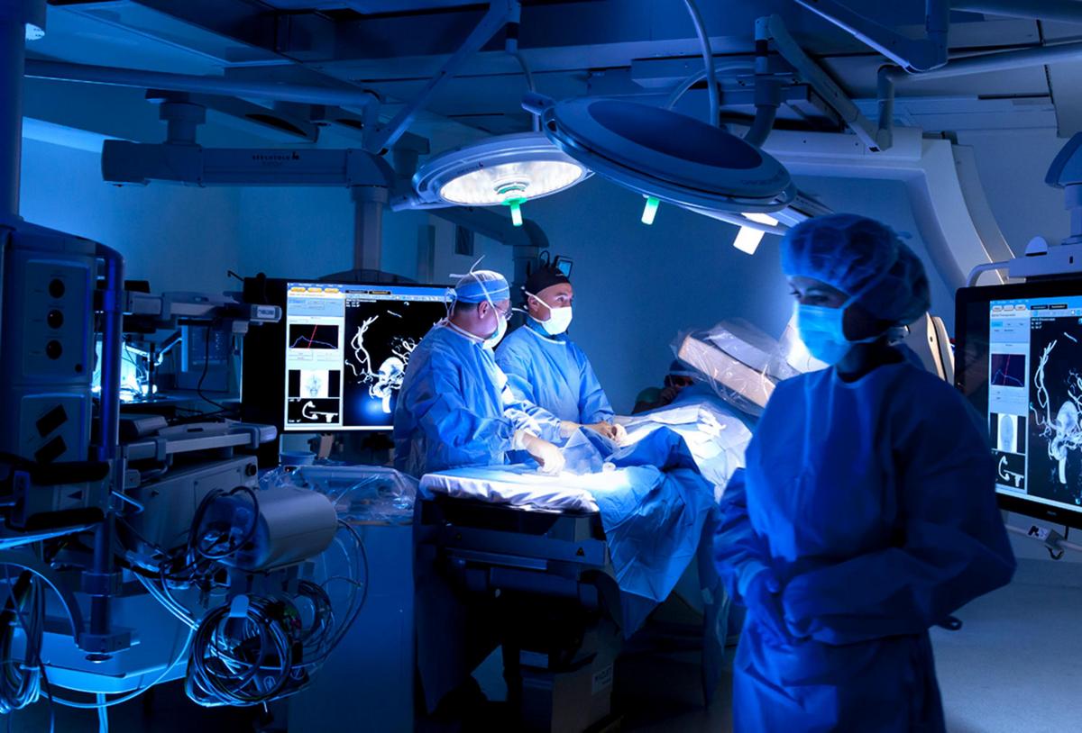 Japão realiza primeira cirurgia cardíaca com células-tronco