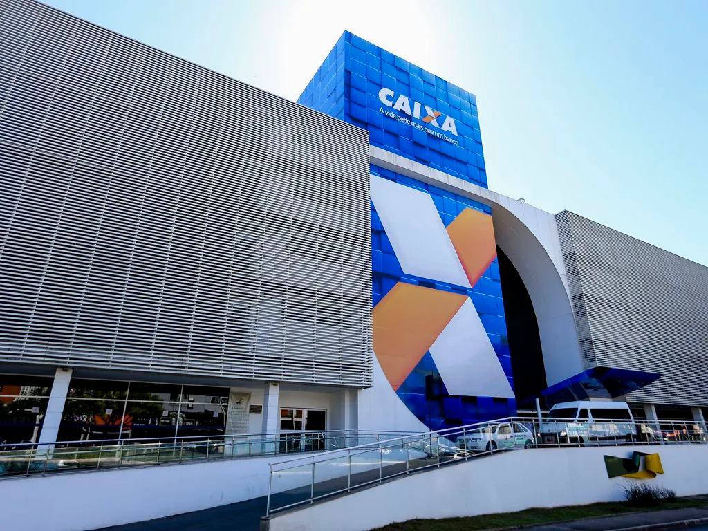 Caixa retoma atendimento presencial após fim da greve dos bancários