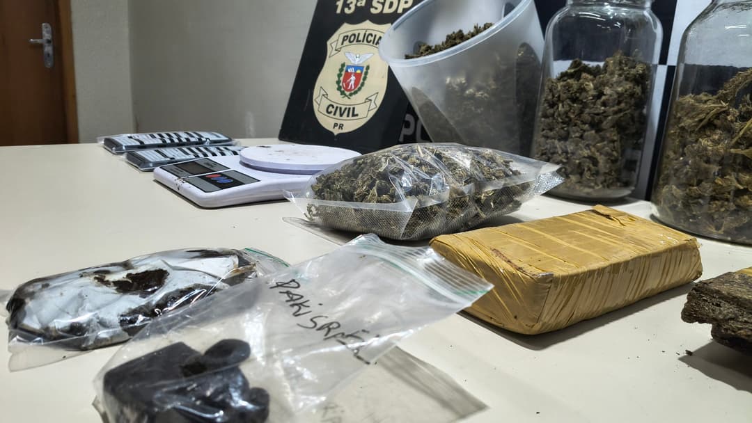 Jovem de 18 anos é preso em operação contra delivery de drogas em Ponta Grossa