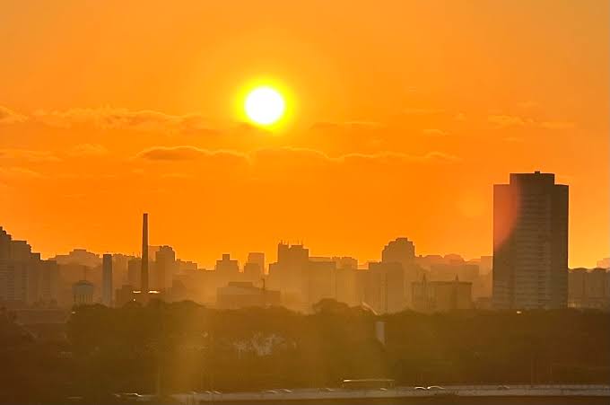 Anticiclone se afasta do Sul e temperaturas podem passar dos 30°C no Paraná