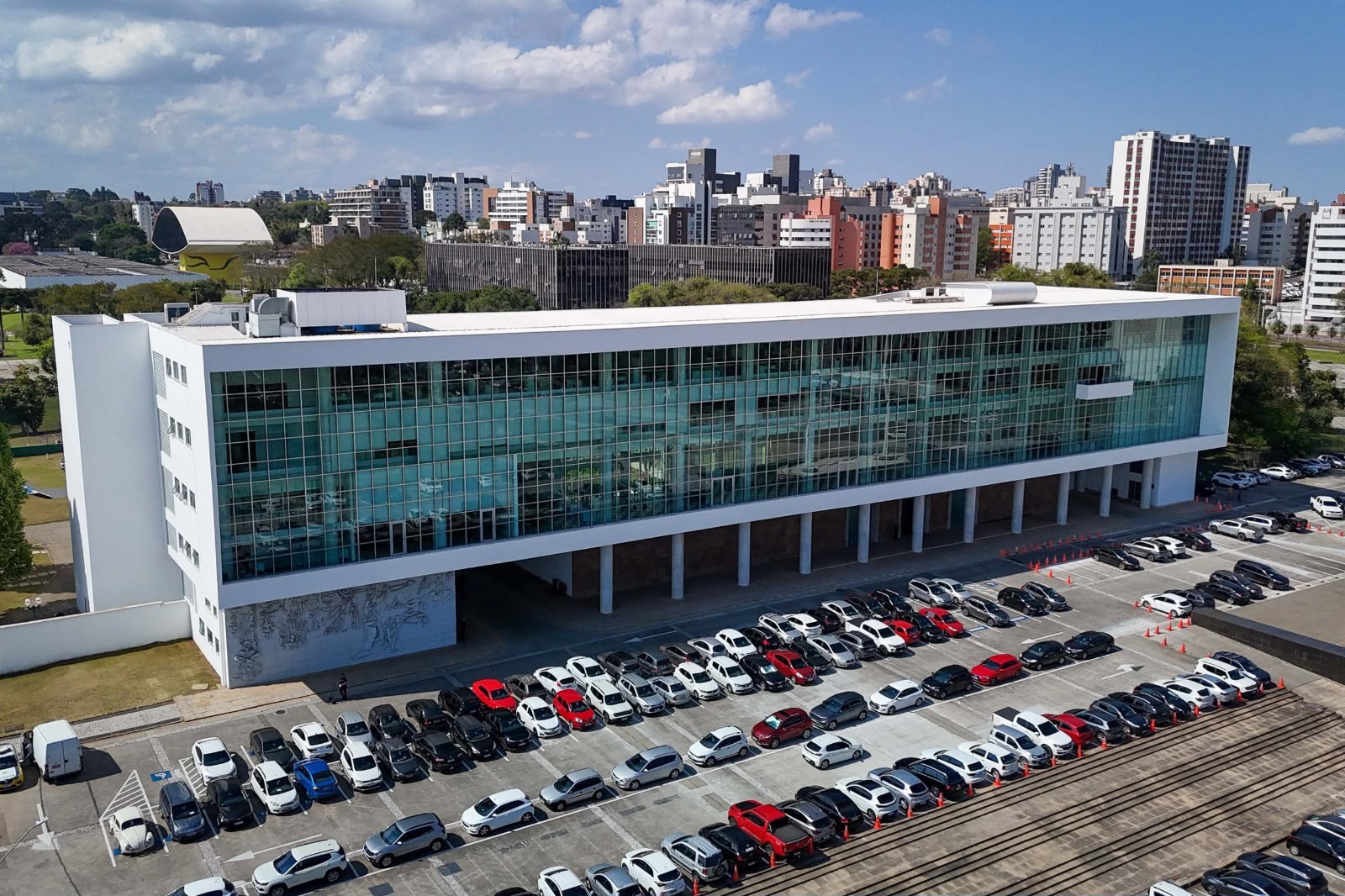 Paraná conquista nota máxima em avaliação da Fitch Ratings pelo 3º ano consecutivo