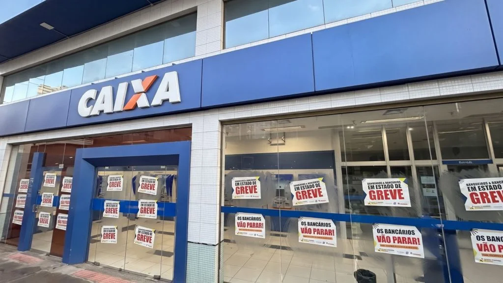 Mais de 200 agências podem amanhecer fechadas no Paraná durante greve