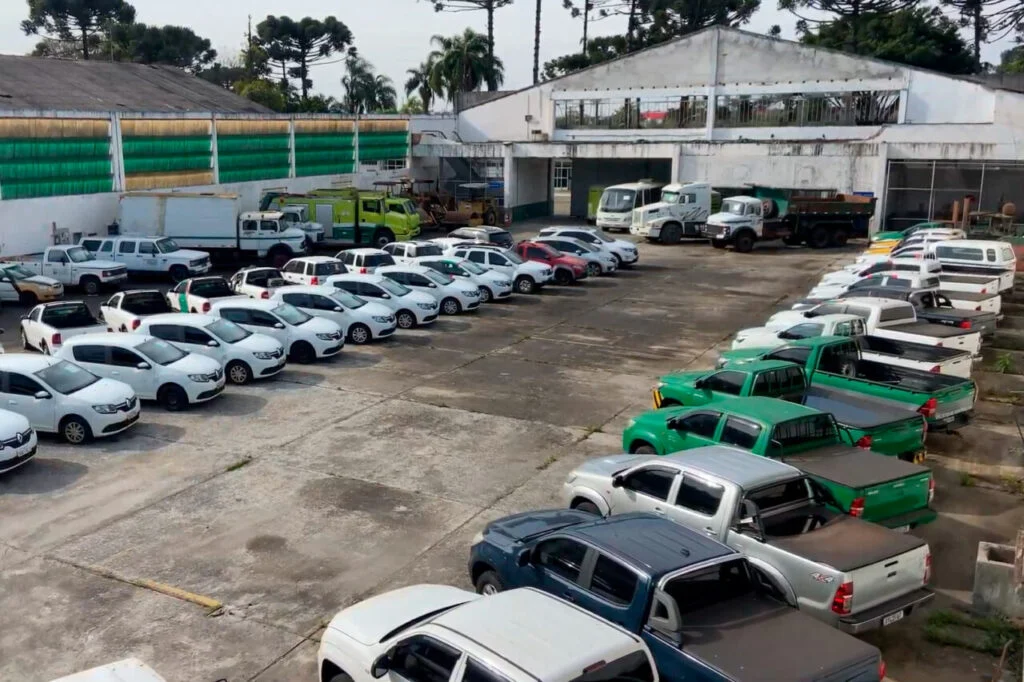 Leilão do Governo do Paraná tem Hilux, Amarok e carros com lances a partir de R$ 1,6 mil