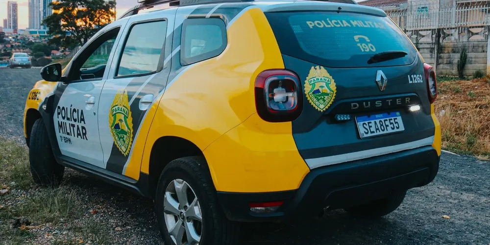 Homem é agredido com barra de ferro dentro de casa em Matinhos