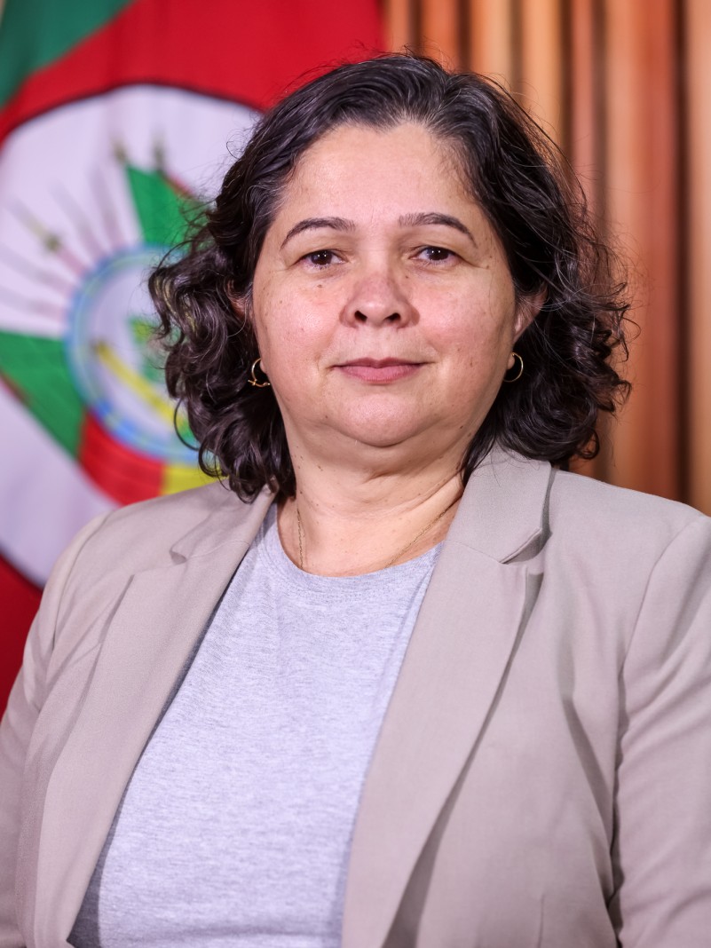 Moro anuncia Pricilla Santana como primeira integrante do secretariado; veja quem é a futura secretária da Fazenda