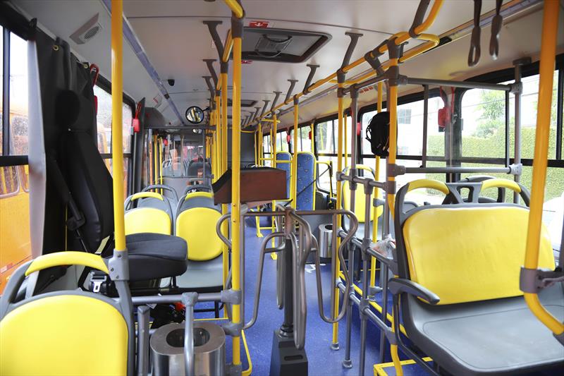 Motorista de ônibus é preso por dirigir embriagado após denúncia de passageiros em Curitiba