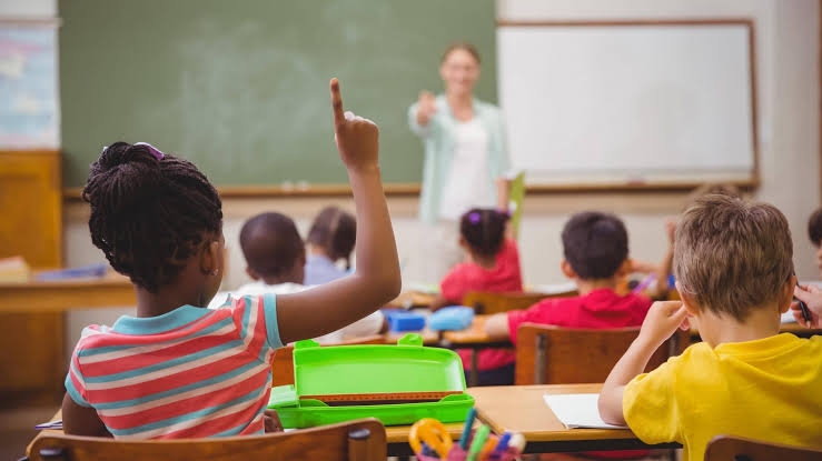 PR: Dia D da Alfabetização mobiliza escolas nesta quarta-feira; Paraná registra índice de 80%, acima da média nacional