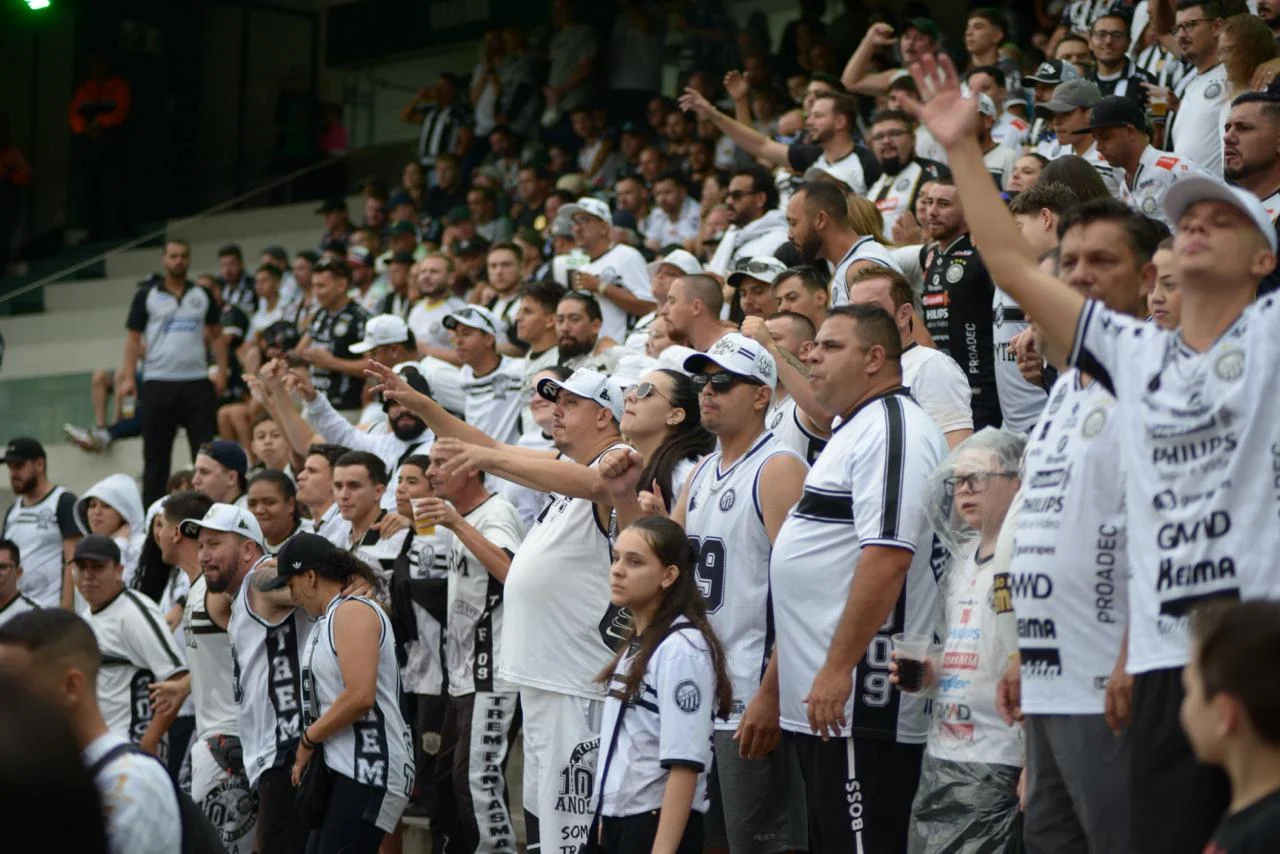 Operário-PR sofre virada do Botafogo-SP e perde chance de avançar na briga pelo G6