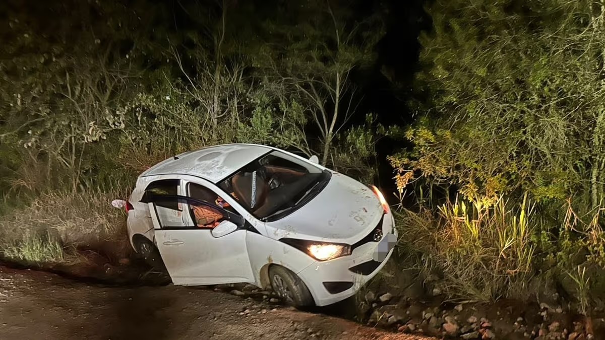 Mulher é esfaqueada 14 vezes e permanece internada em estado grave em Piraí do Sul