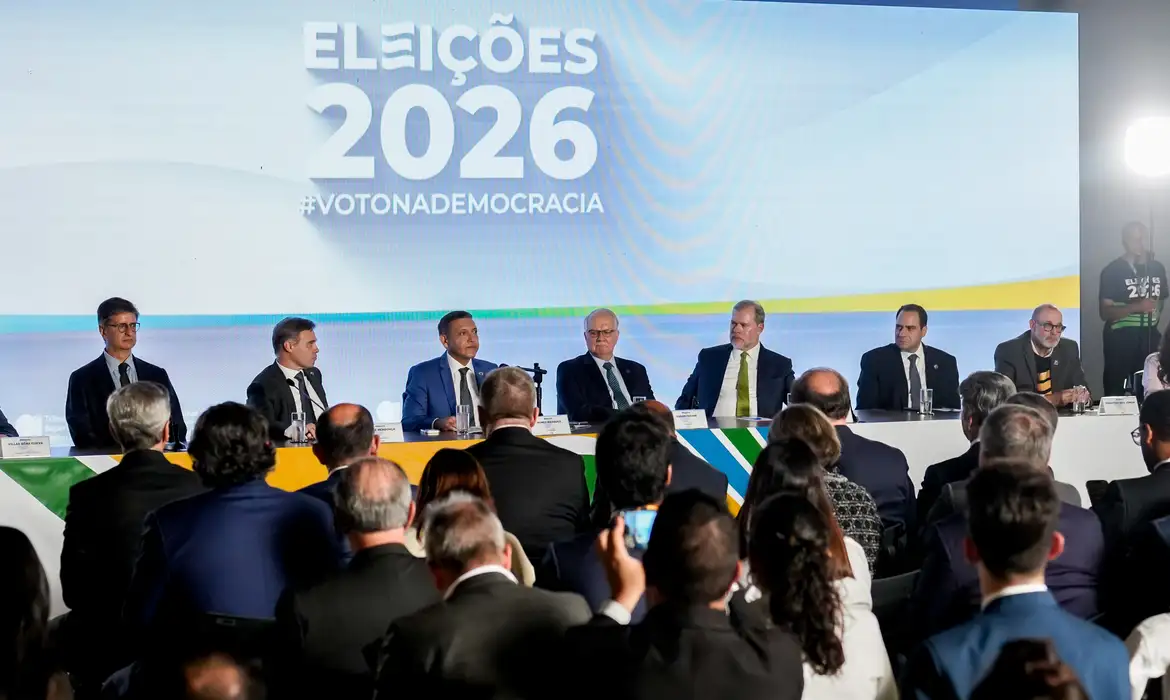 TSE explica falha que interrompeu divulgação dos votos e nega fraude nas eleições