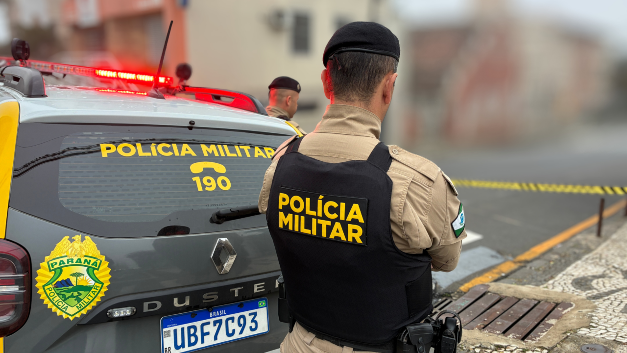 Motorista tenta furar bloqueio após jogo do Operário, mas PM descobre mandado de prisão em aberto em PG