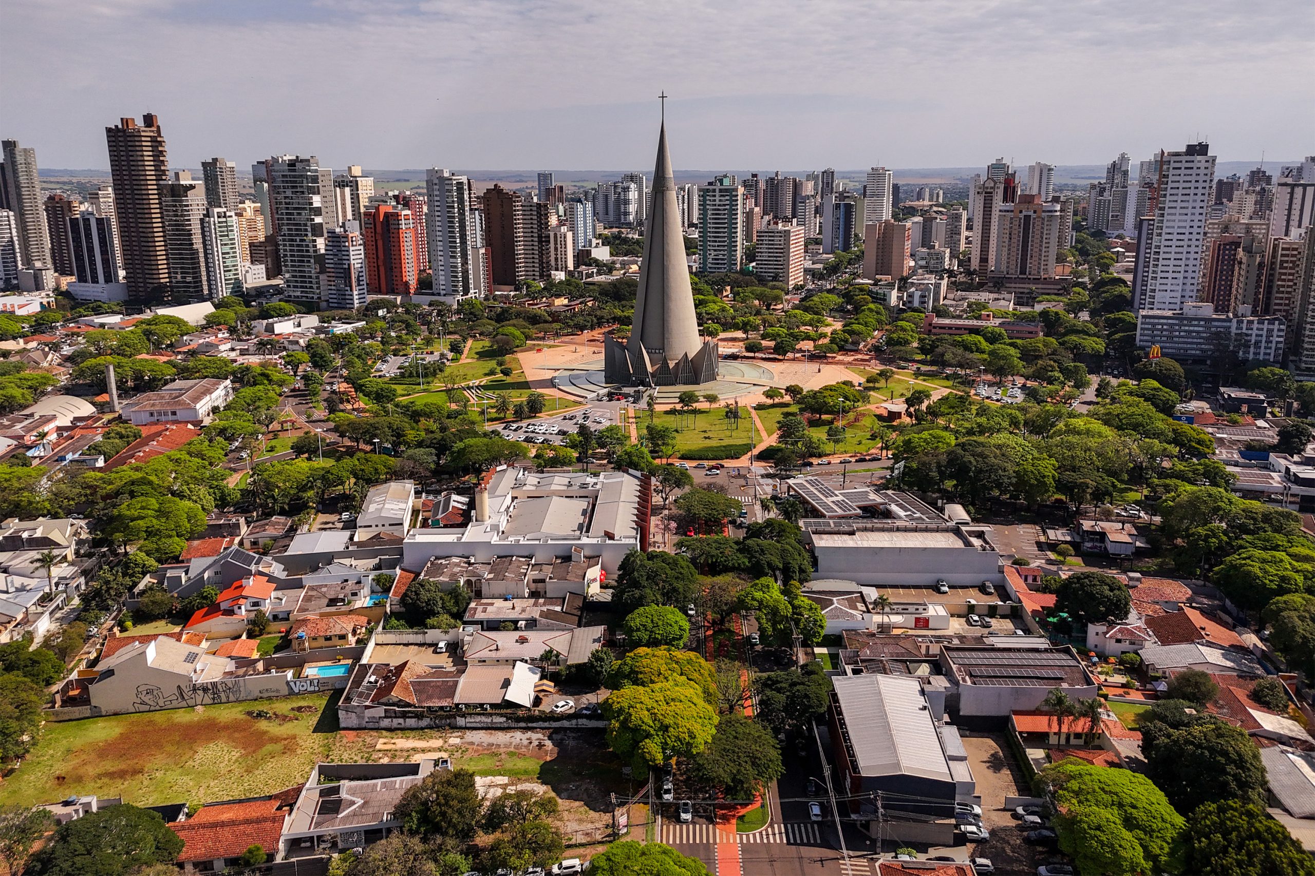 Paraná investe mais de R$ 100 milhões na rede elétrica de Maringá; obras buscam reduzir interrupções