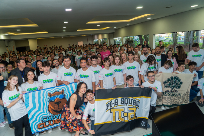Cerca de 150 estudantes da rede estadual do Paraná participam da Olimpíada Brasileira de Matemática