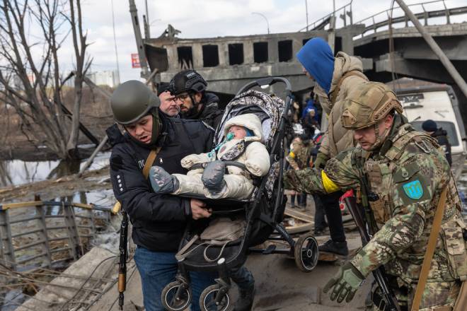 Rússia mata mais de 50 civis em três dias na Ucrânia; Zelensky cobra reforço militar da Otan