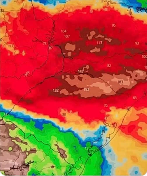 Possibilidade de chuva forte exige atenção no Paraná e em Santa Catarina